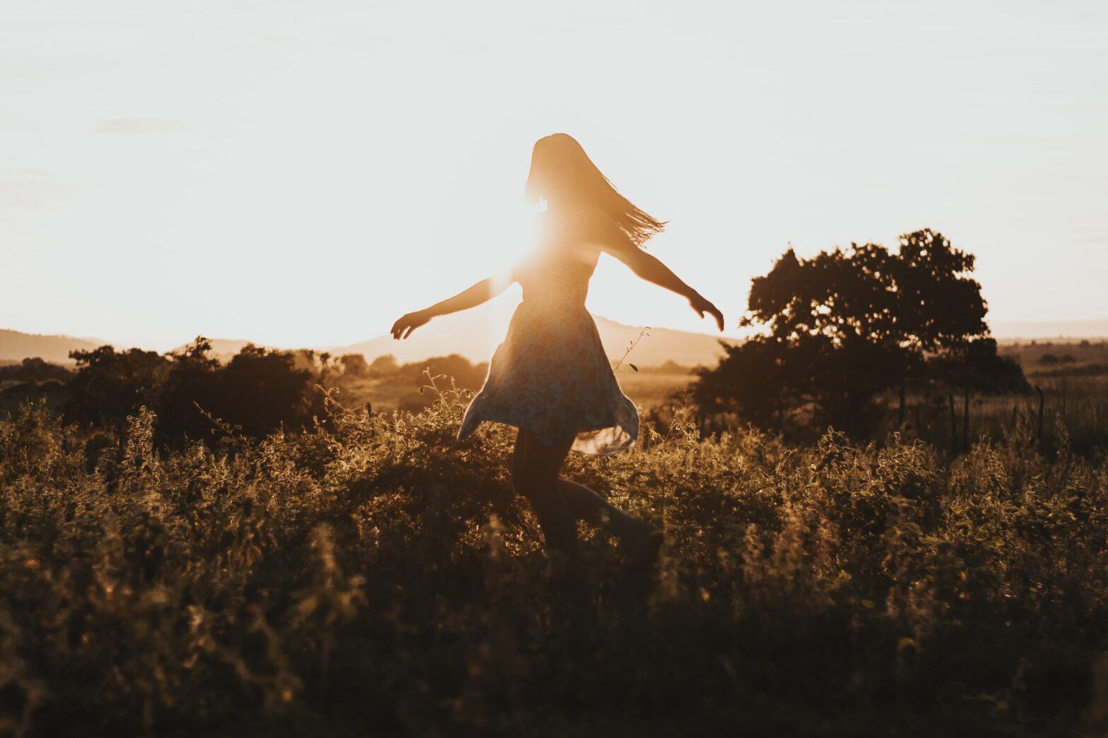 climate-change-woman-field-sunshine